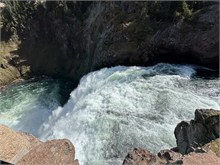 023-Yellowstone1