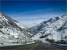 01-Snow_Logan_Pass