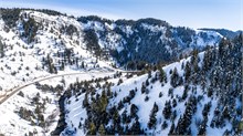07-Snow_Logan_Pass